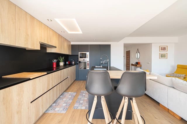 5 soveværelse Lejlighed til leje i Centro, Palma de Mallorca - € 2.750 (Ref: 9125216)