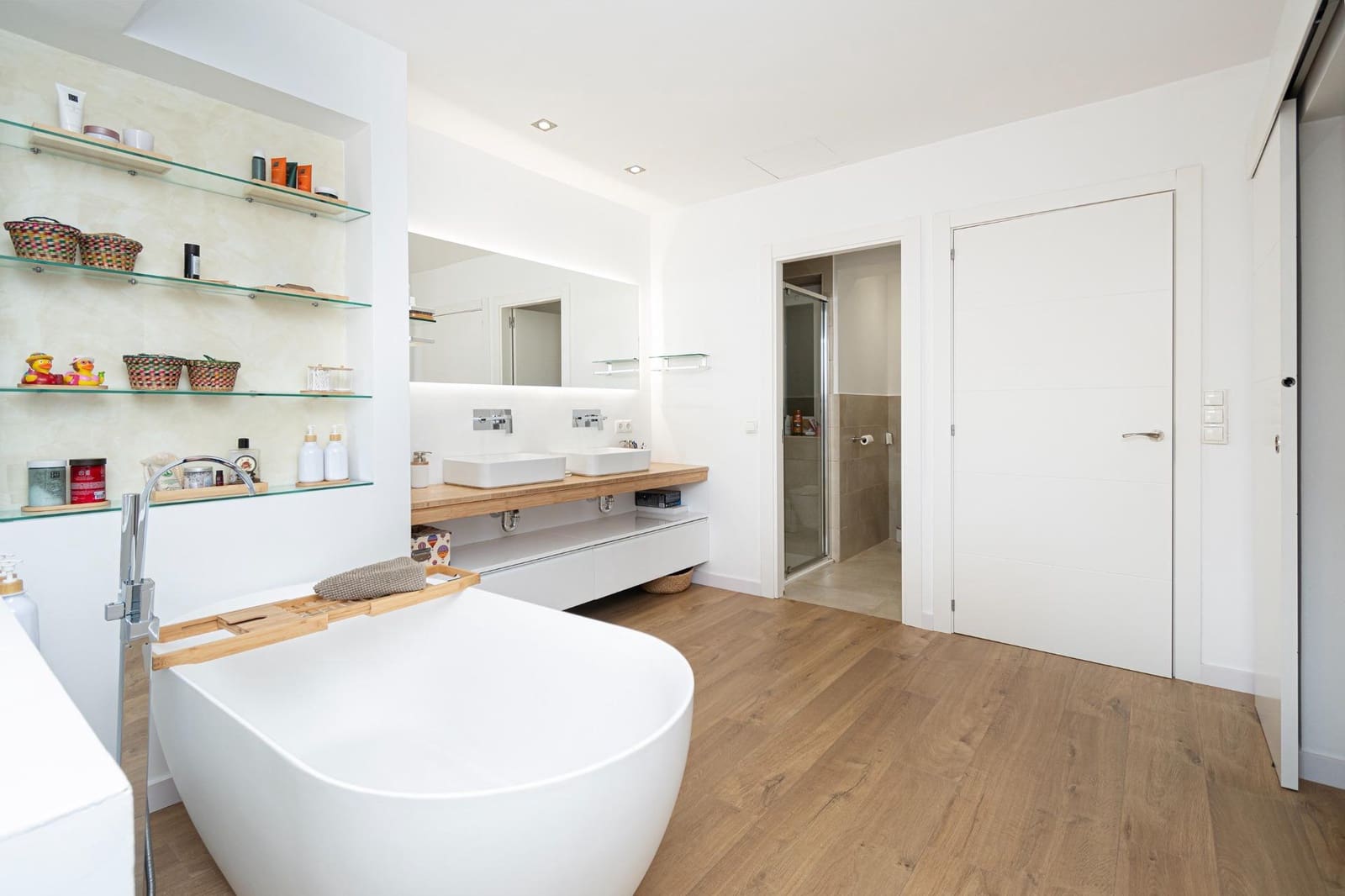 5 soveværelse Lejlighed til leje i Palma de Mallorca - € 2.590 (Ref: 9125216)