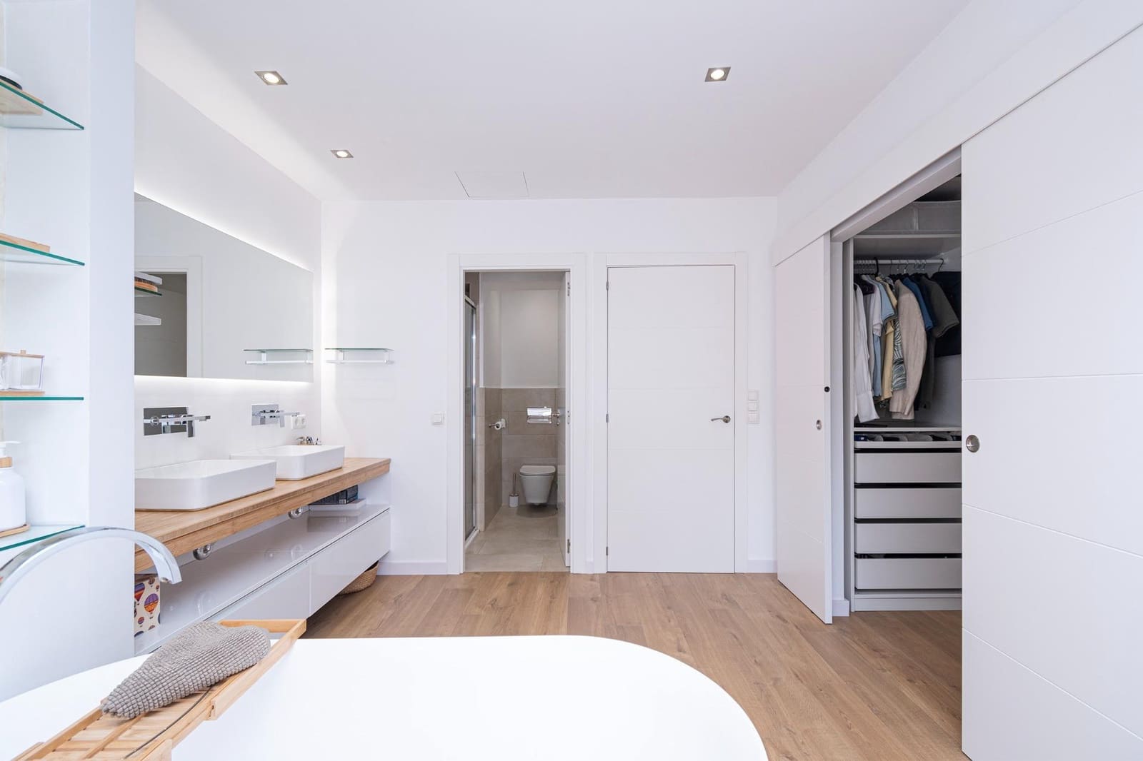 5 soveværelse Lejlighed til leje i Palma de Mallorca - € 2.590 (Ref: 9125216)