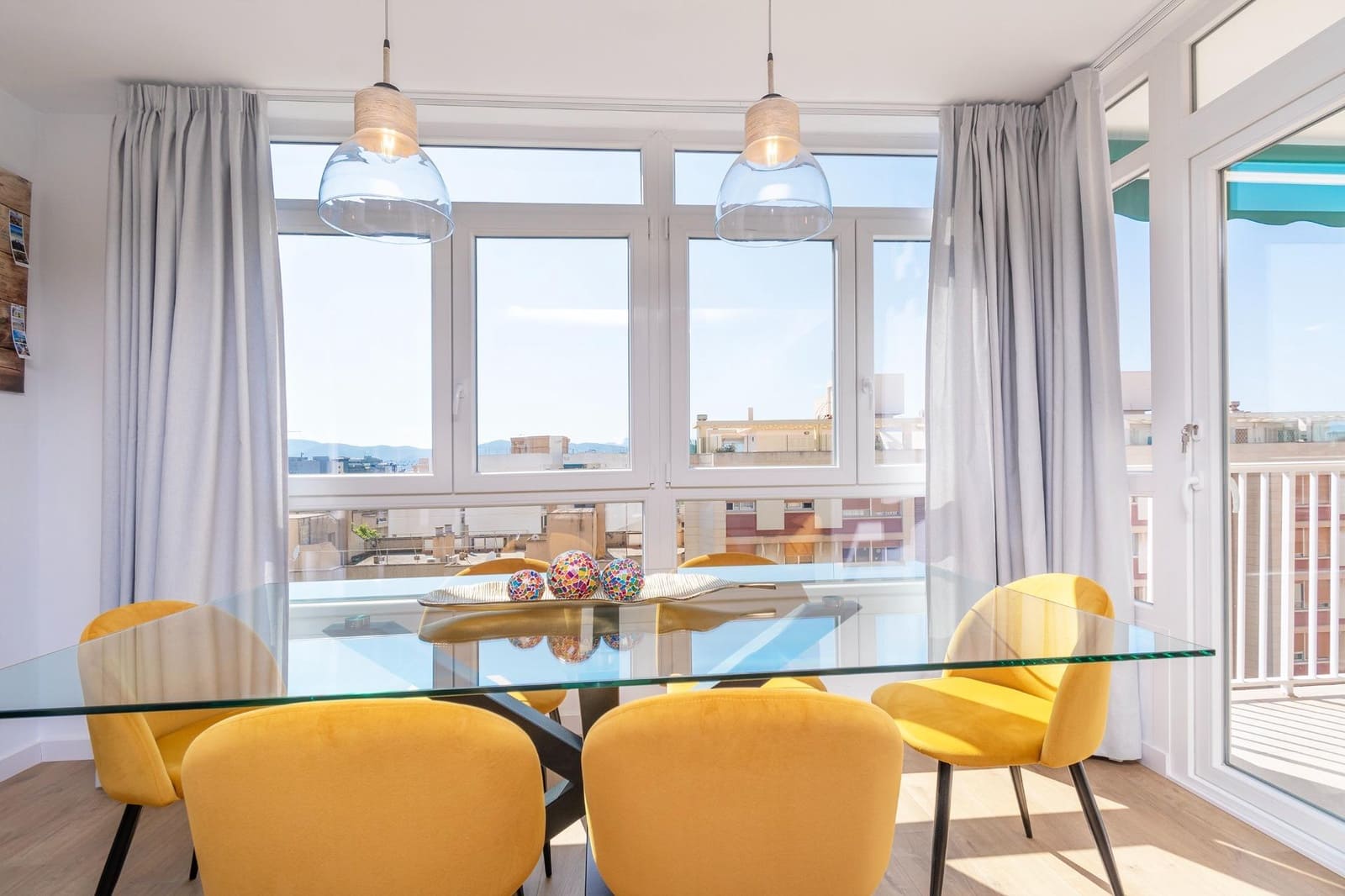 5 soveværelse Lejlighed til leje i Palma de Mallorca - € 2.590 (Ref: 9125216)