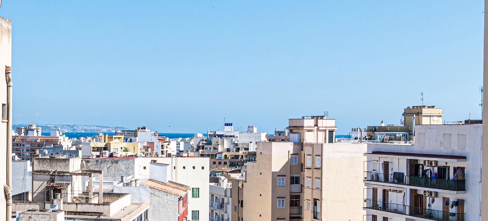 5 soveværelse Lejlighed til leje i Palma de Mallorca - € 2.590 (Ref: 9125216)