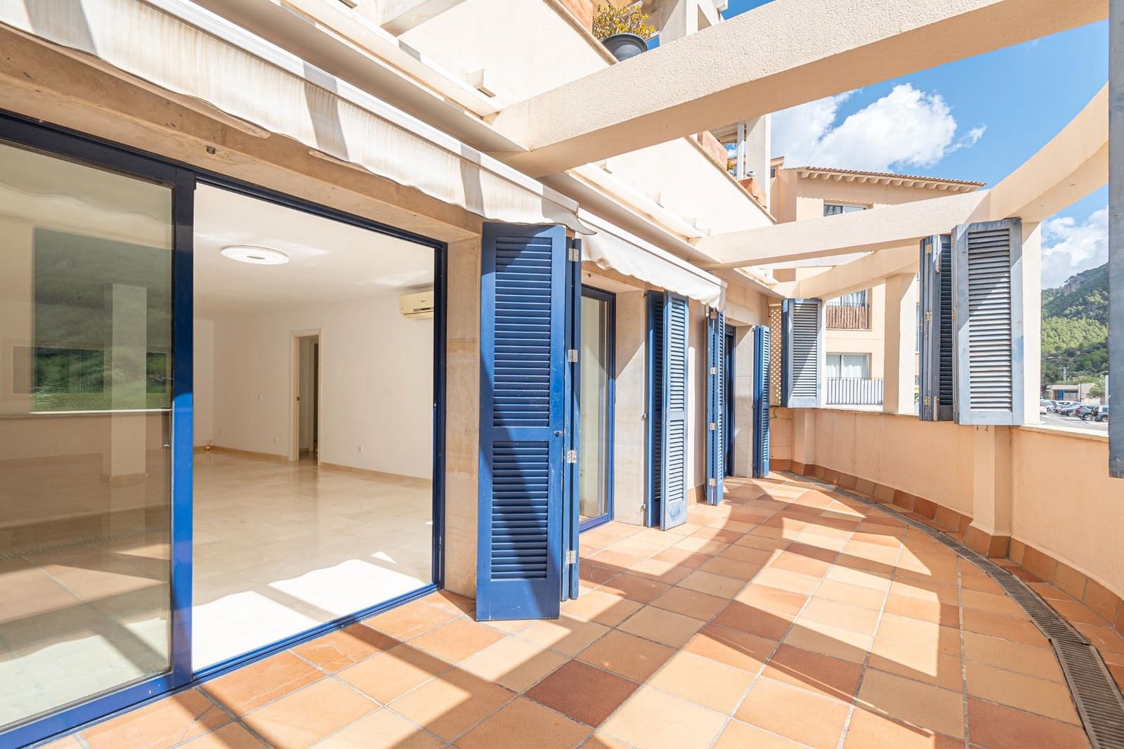 2 quarto Apartamento para venda em Andratx com piscina - 520 000 € (Ref: 9232749)