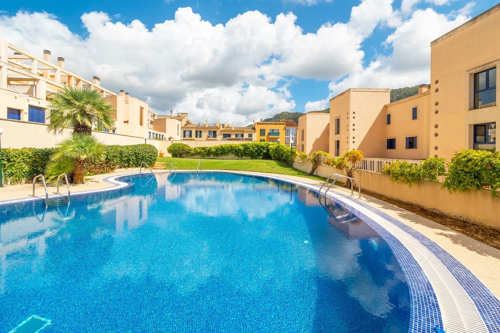 2 quarto Apartamento para venda em Andratx com piscina - 520 000 € (Ref: 9232749)