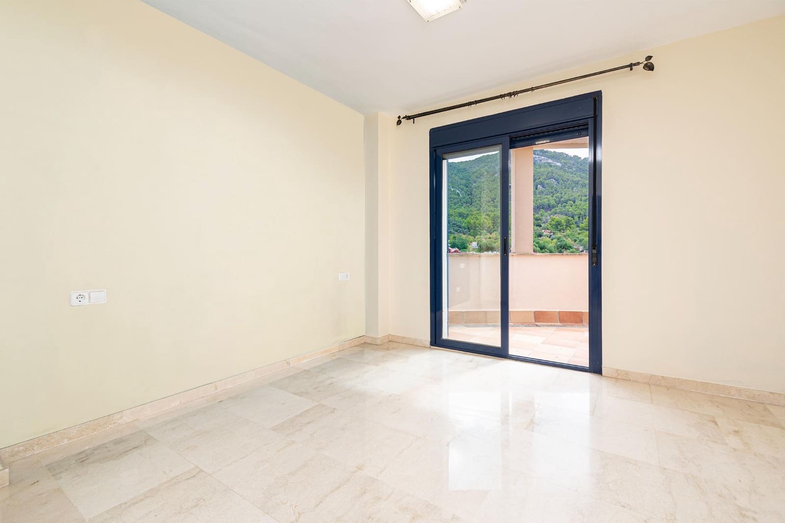 2 bedroom Apartment for sale in Andratx with pool - € 490,000 (Ref: 9232749)