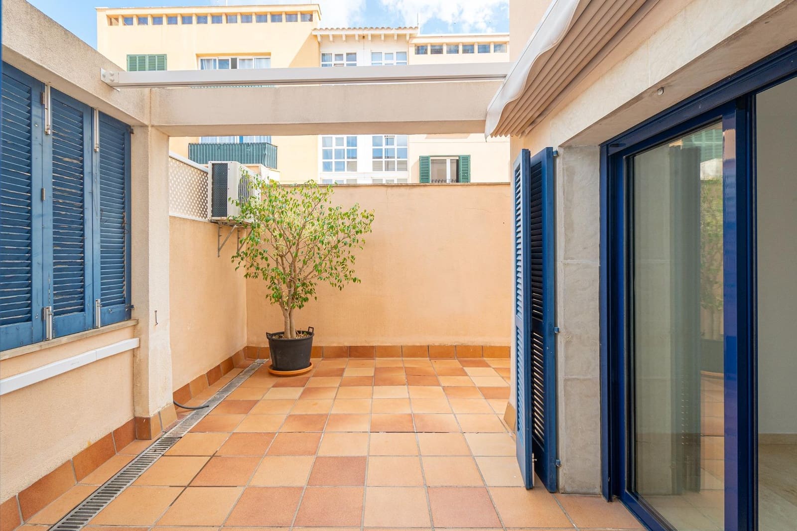 2 bedroom Apartment for sale in Andratx with pool - € 490,000 (Ref: 9232749)