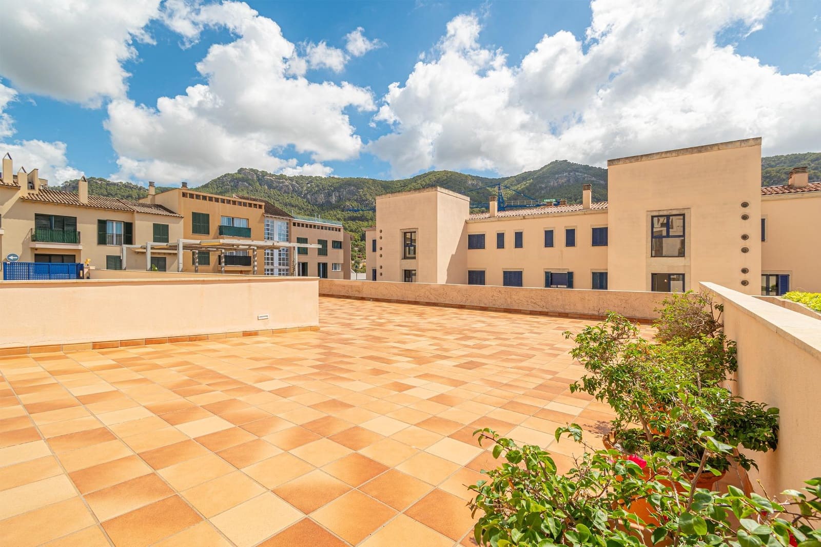 2 bedroom Apartment for sale in Andratx with pool - € 490,000 (Ref: 9232749)