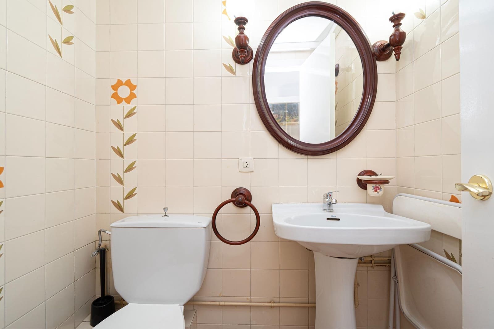 4 bedroom Flat for sale in Palma de Mallorca with garage - € 745,000 (Ref: 9374583)