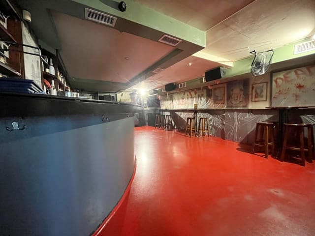 Kommersiell til salgs i Palma de Mallorca - € 200 000 (Ref: 9452277)