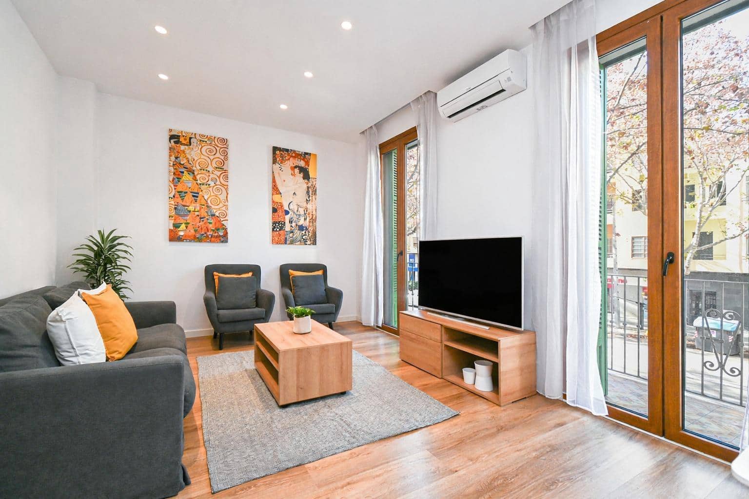 2 bedroom Flat for sale in Palma de Mallorca - € 410,000 (Ref: 9497536)