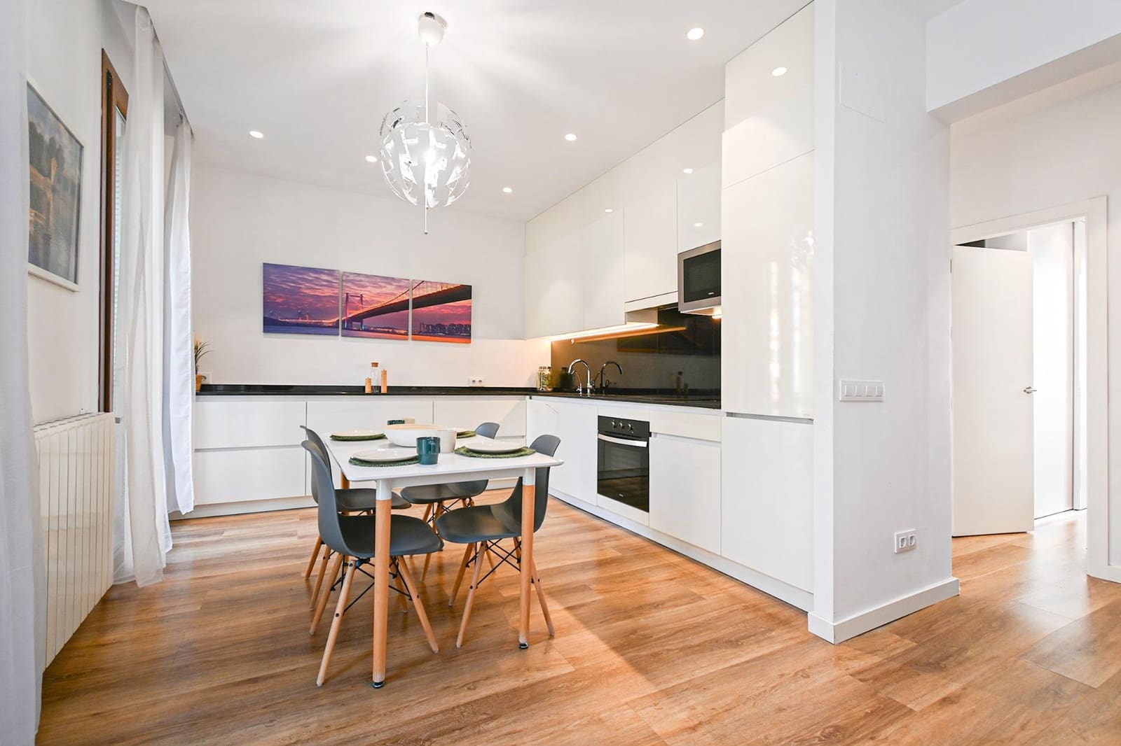 2 bedroom Flat for sale in Palma de Mallorca - € 410,000 (Ref: 9497536)