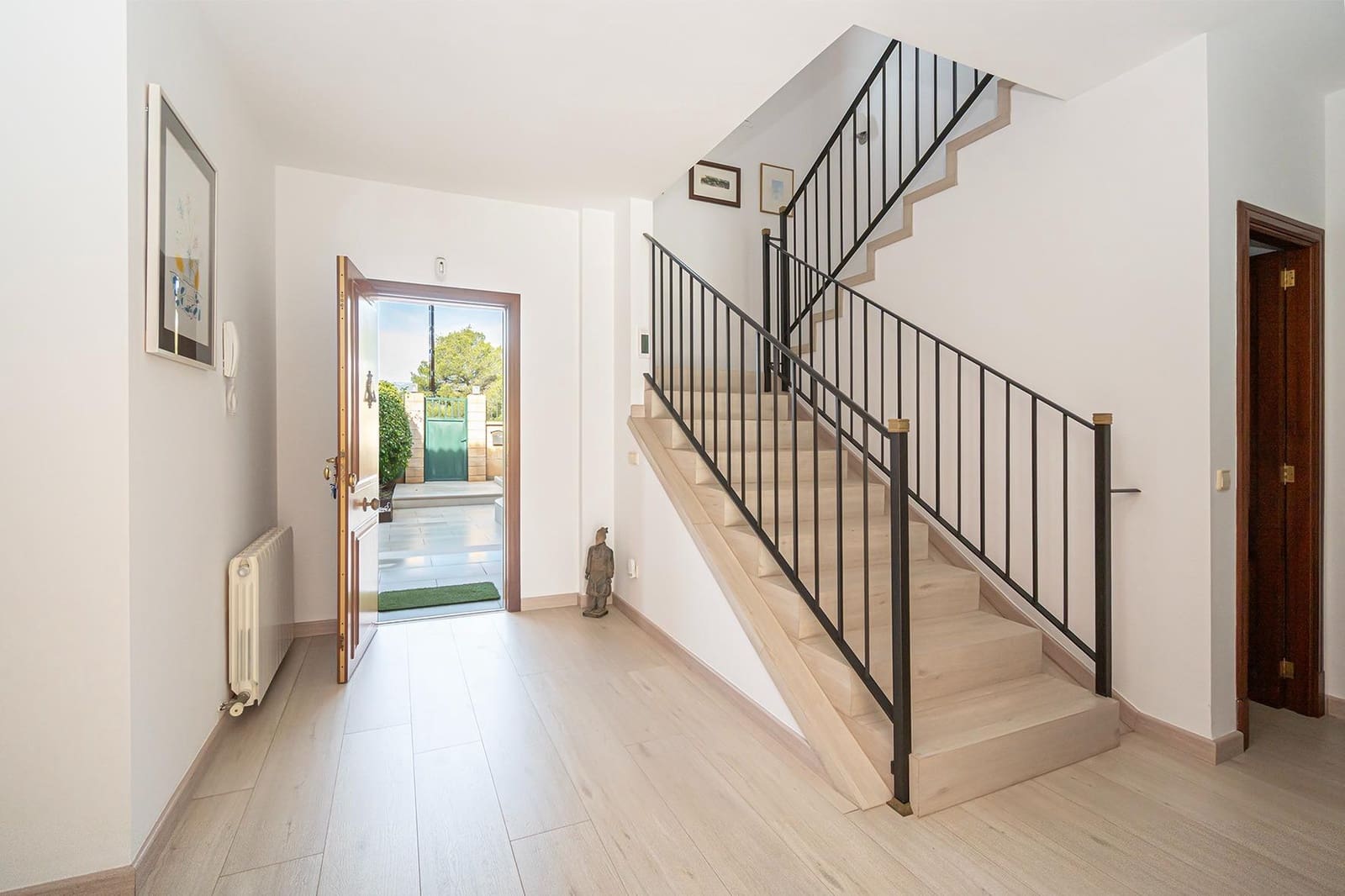 5 soveværelse Villa til salg i Sa Cabaneta / La Cabaneta med swimmingpool garage - € 1.295.000 (Ref: 9541586)