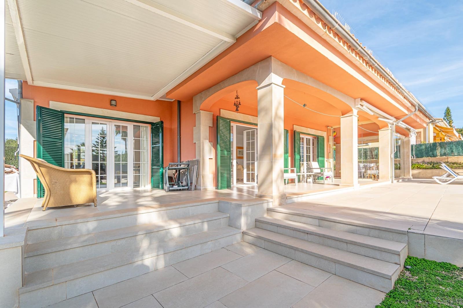 5 bedroom Villa for sale in Sa Cabaneta / La Cabaneta with pool garage - € 1,295,000 (Ref: 9541586)