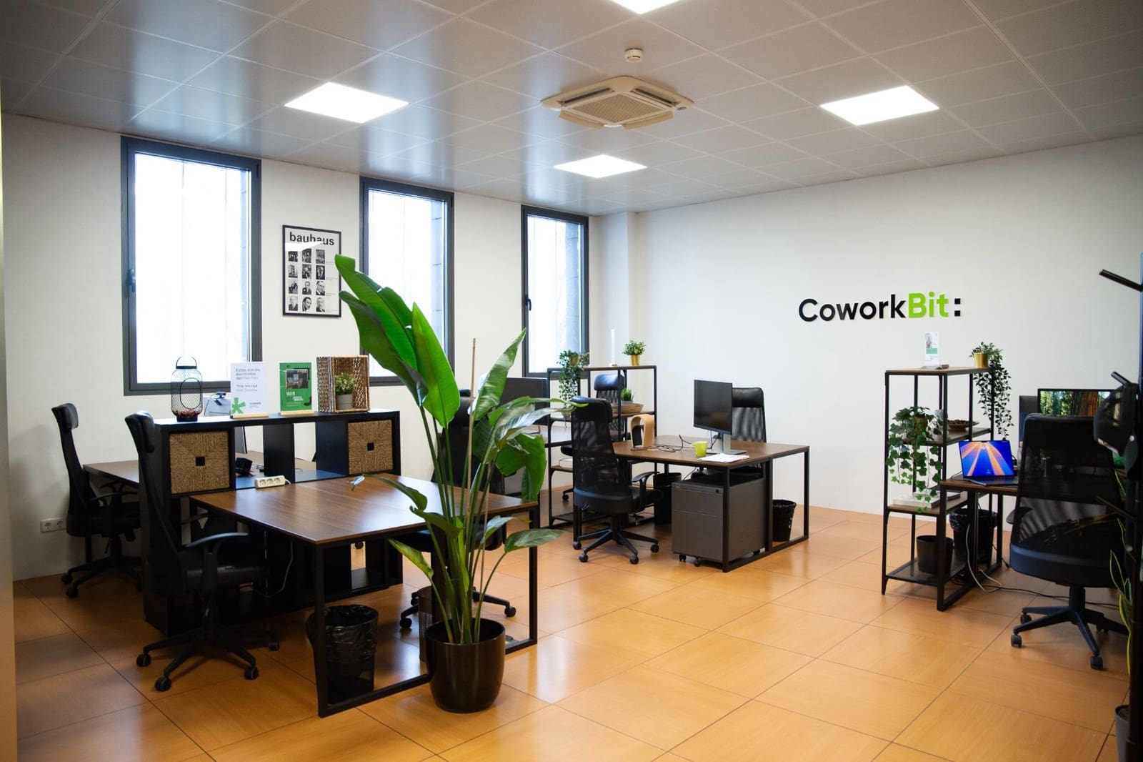 Kontor til salgs i Son Sardina - € 448 500 (Ref: 9571368)