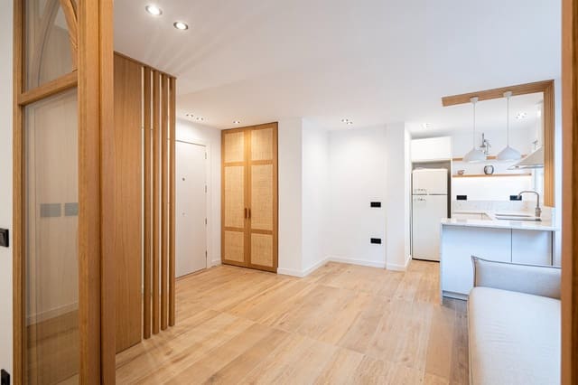 1 sovrum Lägenhet till salu i El Terreno, Palma de Mallorca - 215 000 € (Ref: 9586703)