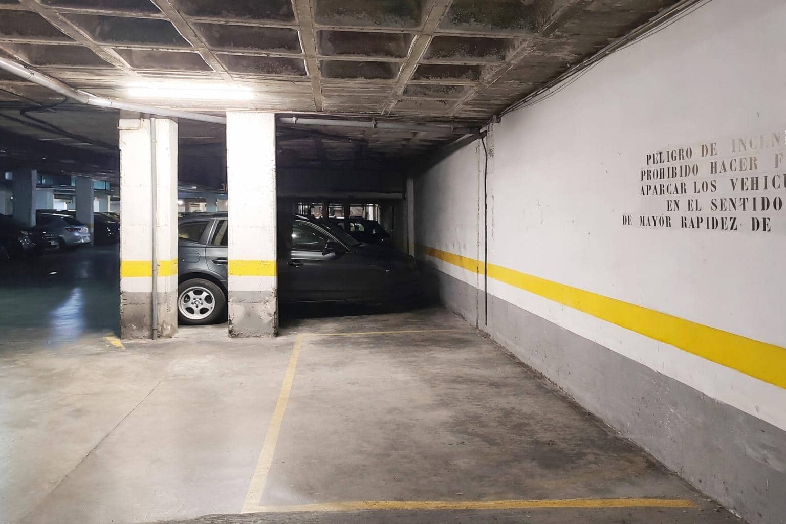 Garage for sale in Palma de Mallorca - € 40,000 (Ref: 9608212)