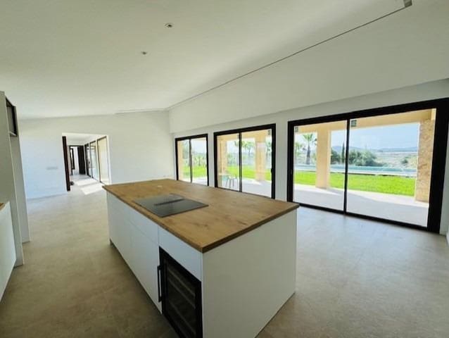 4 Zimmer Finca/Landgut zu verkaufen in Petra mit Pool - 1.790.000 € (Ref: 9625879)