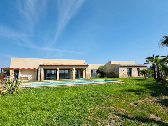 4 quarto Quinta/Casa Rural para venda em Petra com piscina - 1 790 000 € (Ref: 9625879)