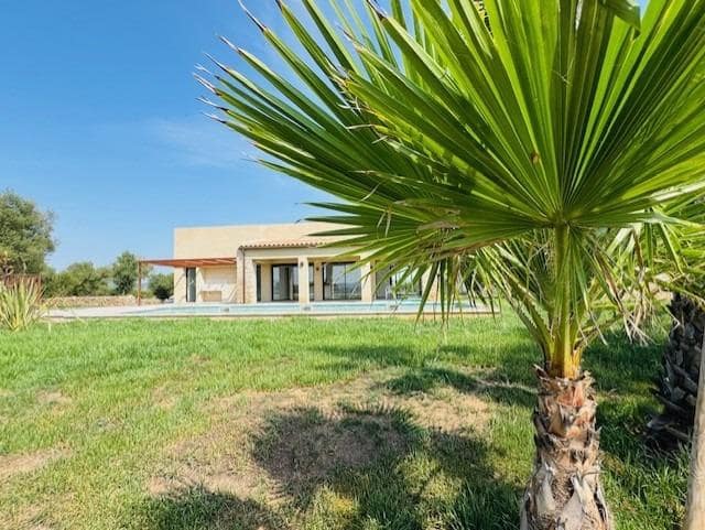 4 quarto Quinta/Casa Rural para venda em Petra com piscina - 1 790 000 € (Ref: 9625879)