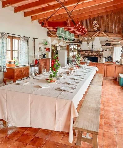 Maalaistalo myytävänä paikassa Sa Pobla mukana uima-altaan - 480 000 € (Ref: 9627772)