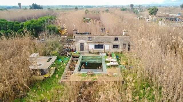 Maalaistalo myytävänä paikassa Sa Pobla mukana uima-altaan - 480 000 € (Ref: 9627772)