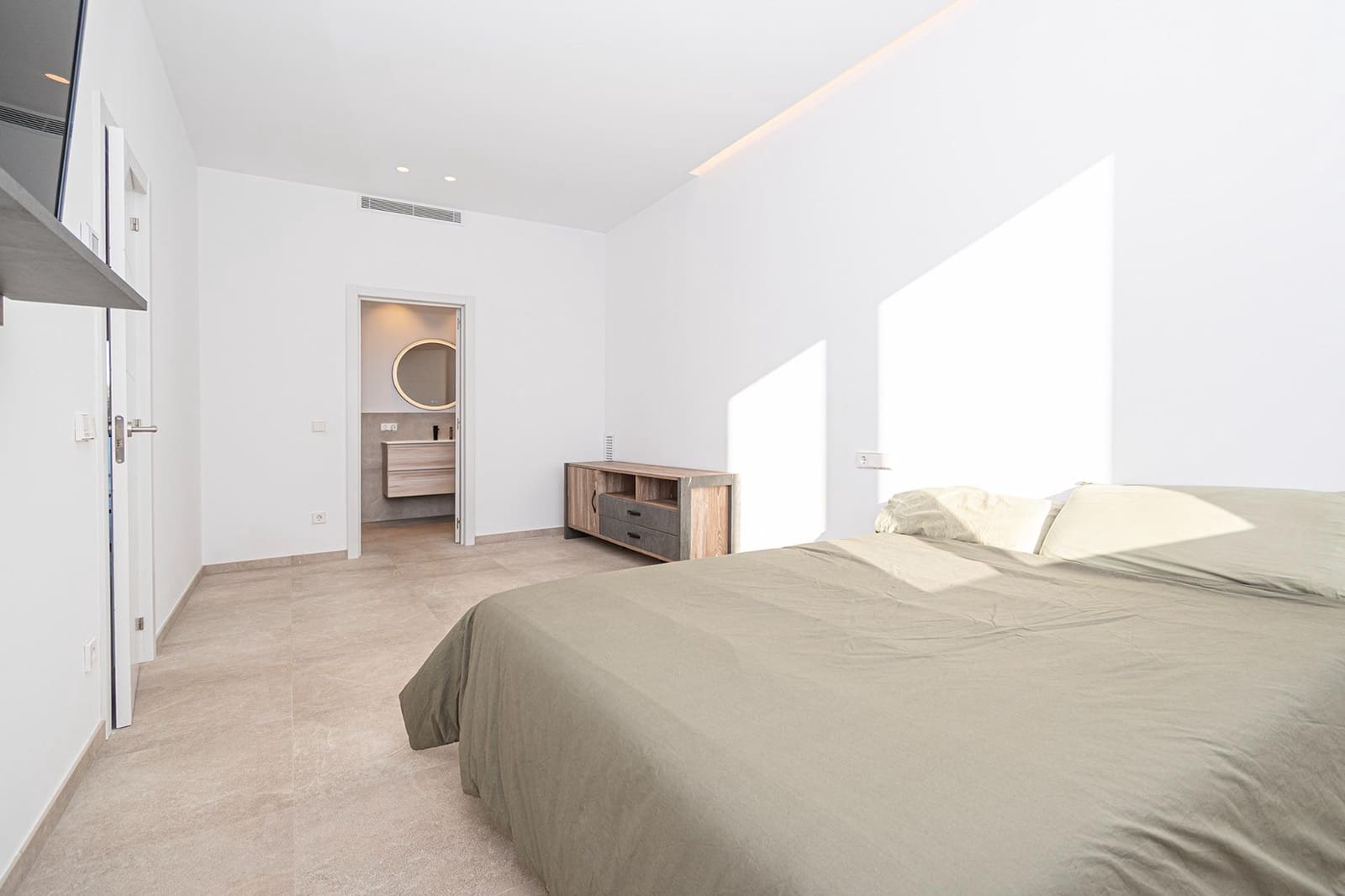 2 slaapkamer Villa te koop in Palma de Mallorca met zwembad - € 795.000 (Ref: 9648357)