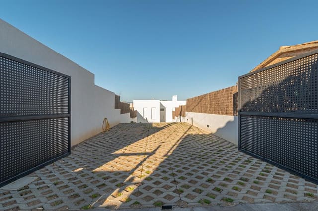 2 slaapkamer Villa te koop in Palma de Mallorca met zwembad - € 795.000 (Ref: 9648357)