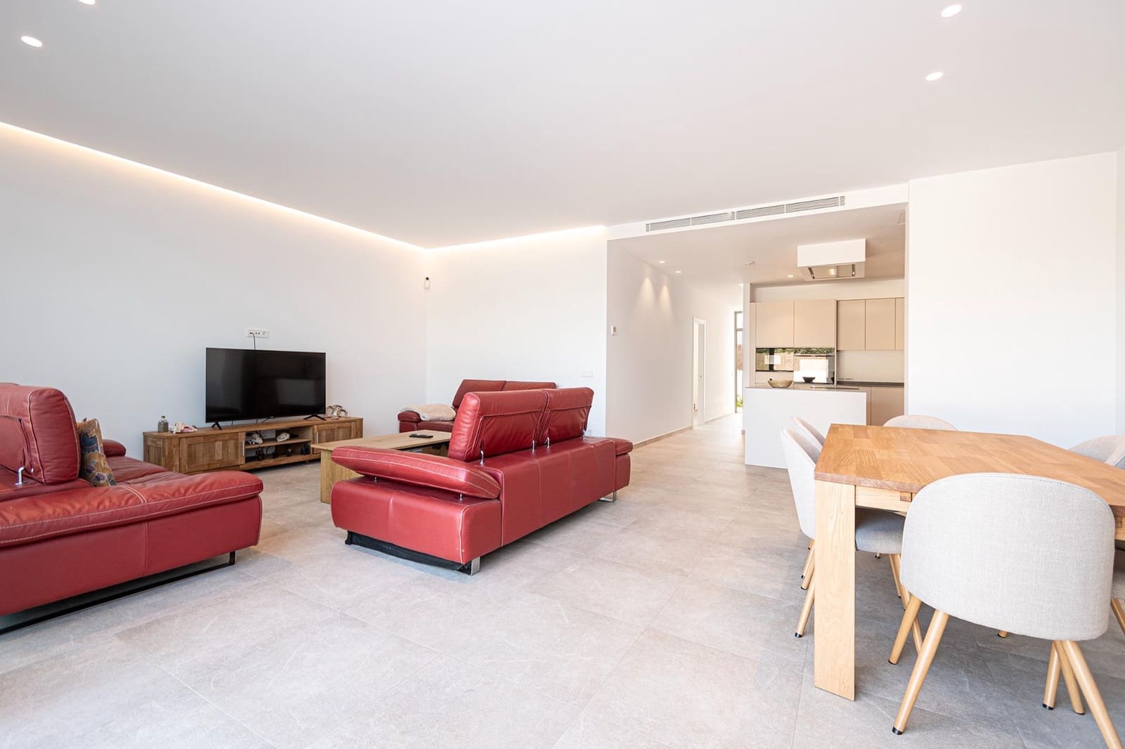 2 slaapkamer Villa te koop in Palma de Mallorca met zwembad - € 795.000 (Ref: 9648357)