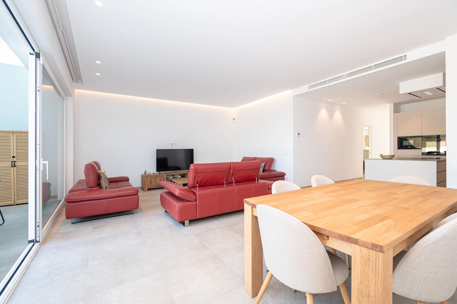 2 slaapkamer Villa te koop in Palma de Mallorca met zwembad - € 795.000 (Ref: 9648357)