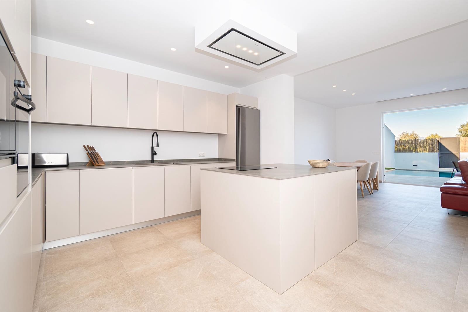 2 slaapkamer Villa te koop in Palma de Mallorca met zwembad - € 795.000 (Ref: 9648357)