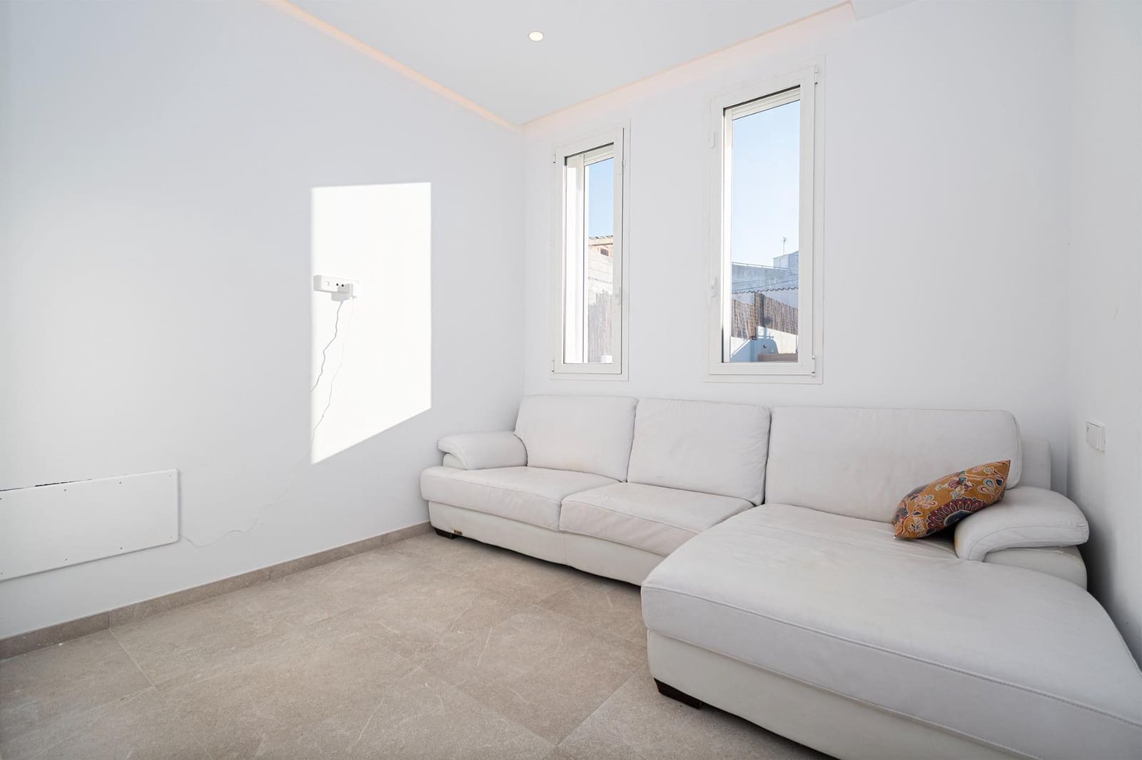 2 slaapkamer Villa te koop in Palma de Mallorca met zwembad - € 795.000 (Ref: 9648357)