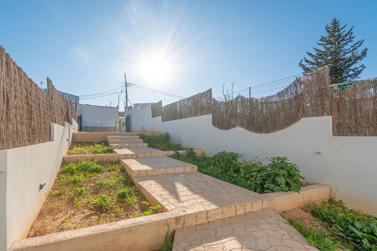 2 slaapkamer Villa te koop in Palma de Mallorca met zwembad - € 795.000 (Ref: 9648357)