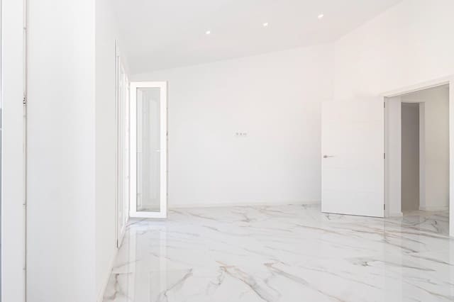 3 makuuhuone Asunto myytävänä paikassa Portocristo / Port de Manacor, Manacor - 299 000 € (Ref: 9690945)