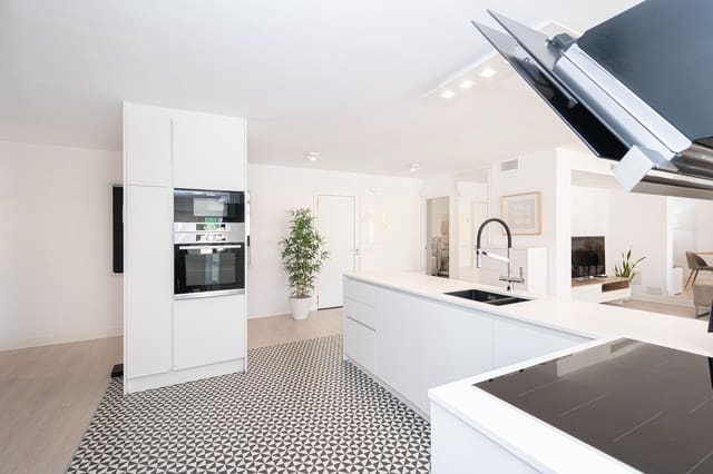 4 soverom Leilighet til salgs i Santa Catalina, Palma de Mallorca - € 820 000 (Ref: 9695489)