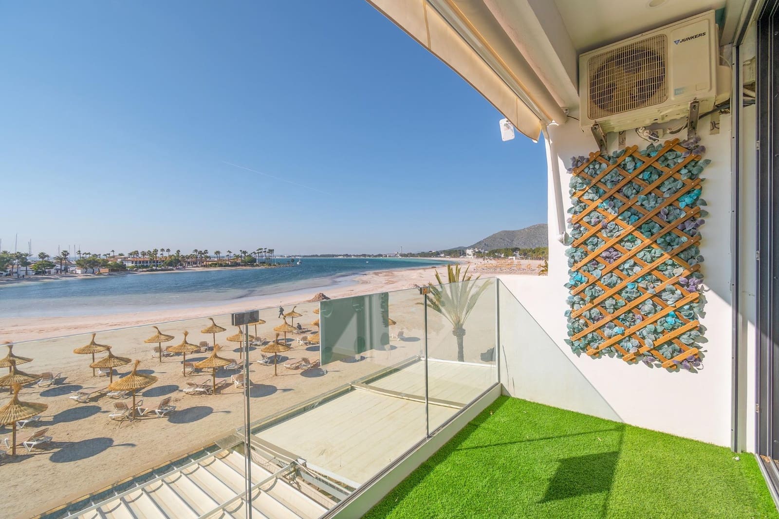 Studio for sale in Alcudia - € 299,000 (Ref: 9726779)