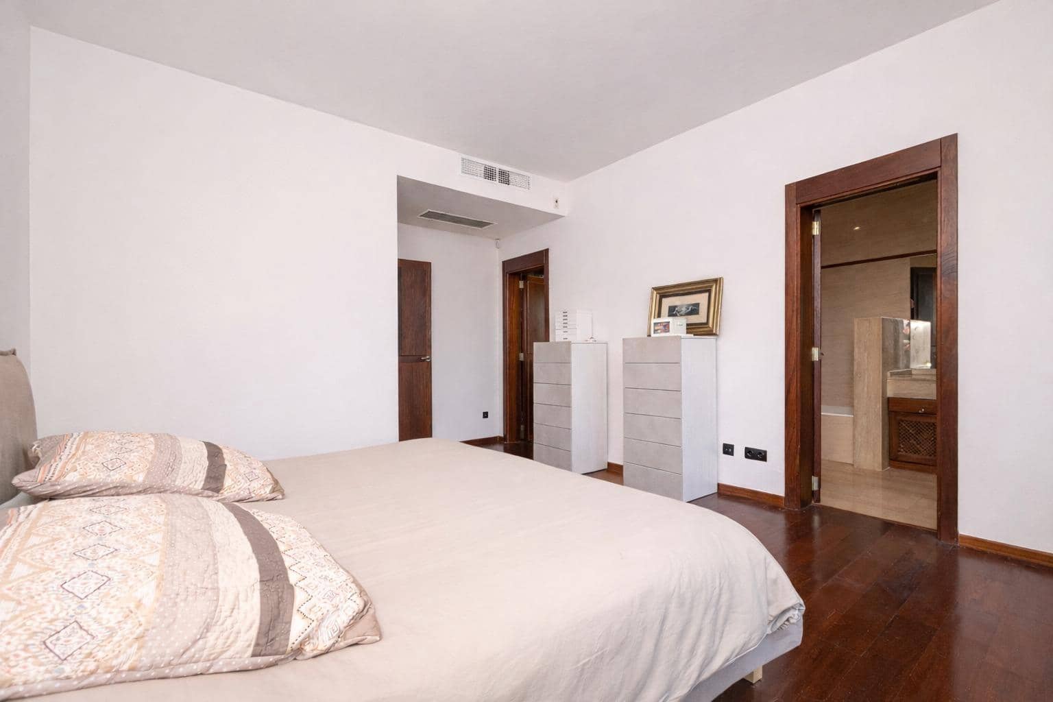 4 bedroom Villa for sale in Portol with pool garage - € 1,695,000 (Ref: 9726780)