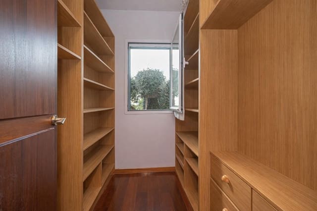 4 bedroom Villa for sale in Portol, Marratxí with pool garage - € 1,695,000 (Ref: 9726780)