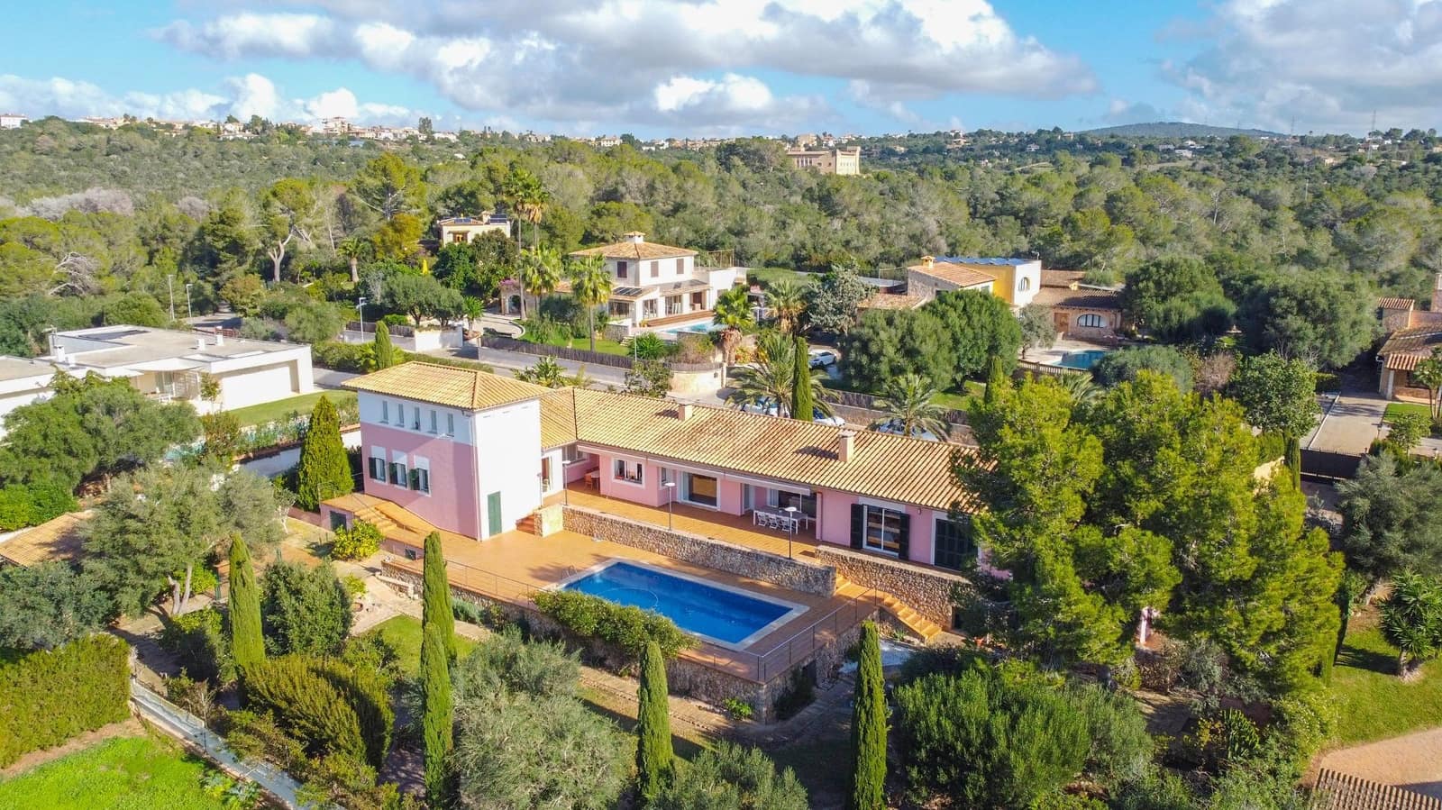 4 bedroom Villa for sale in Portol with pool garage - € 1,695,000 (Ref: 9726780)