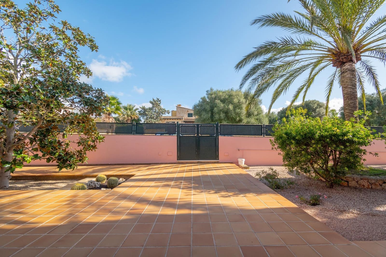 4 bedroom Villa for sale in Portol with pool garage - € 1,695,000 (Ref: 9726780)