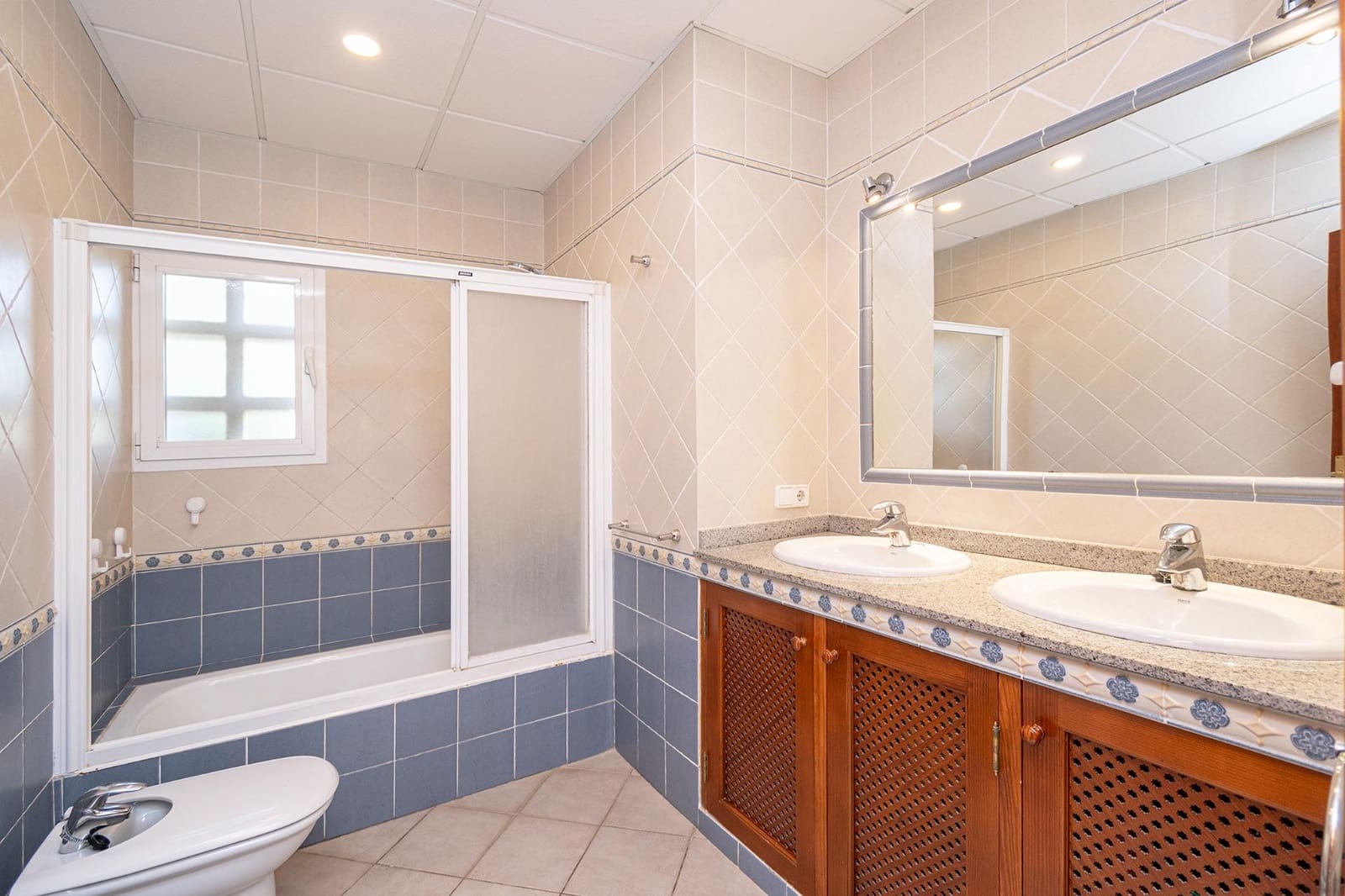 3 bedroom Villa for sale in Cala Murada with pool garage - € 950,000 (Ref: 9770772)