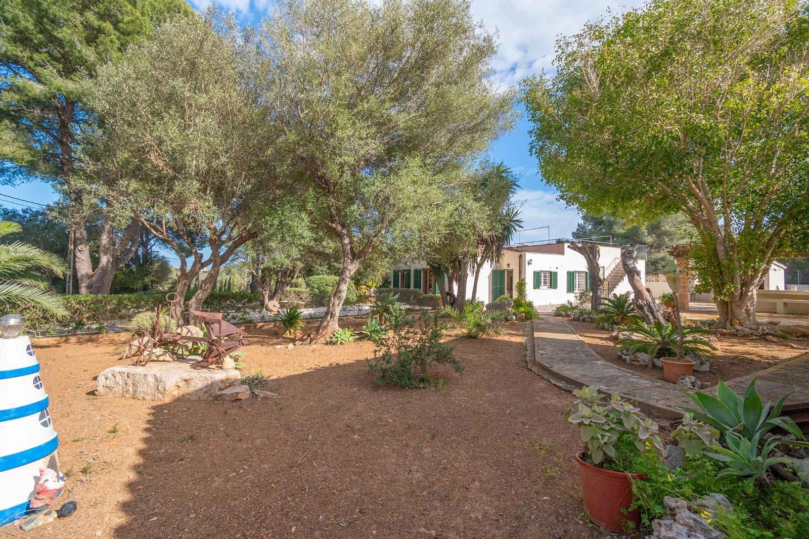 3 bedroom Villa for sale in Cala Murada with pool garage - € 950,000 (Ref: 9770772)