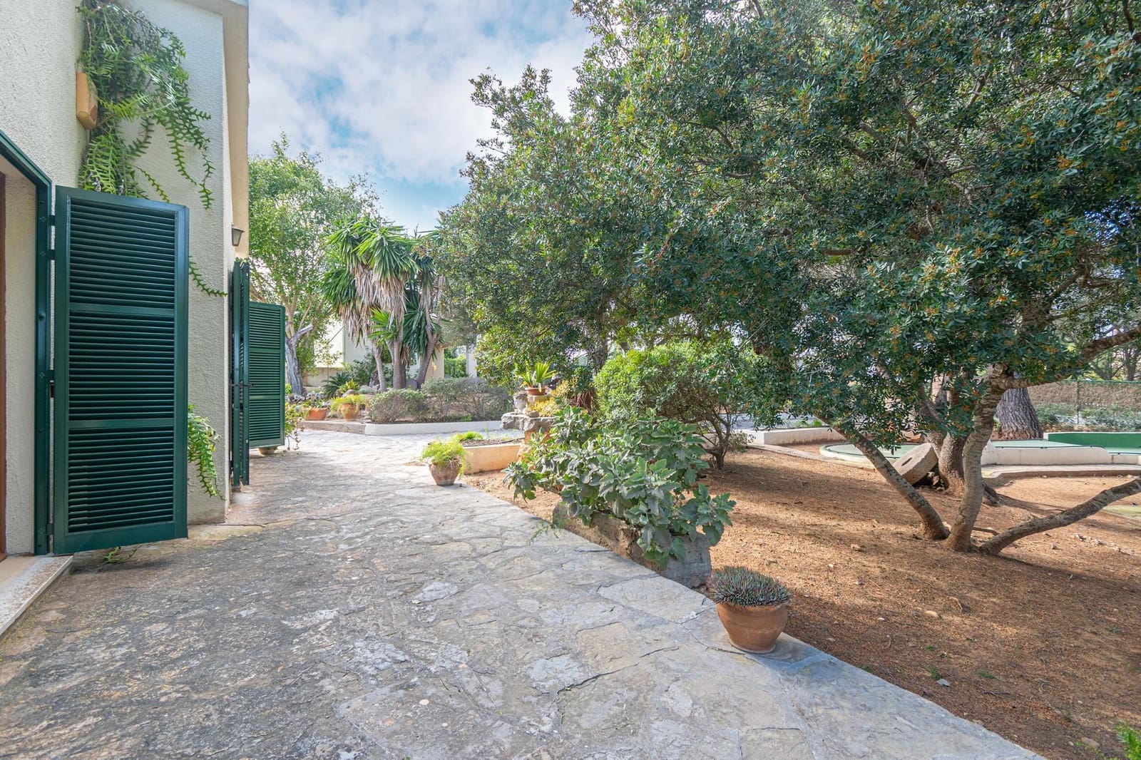 3 bedroom Villa for sale in Cala Murada with pool garage - € 950,000 (Ref: 9770772)