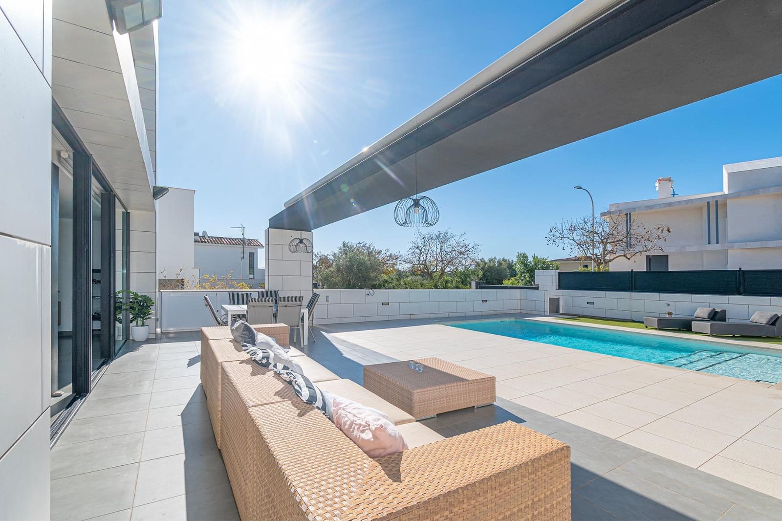 4 Zimmer Villa zu verkaufen in Palma de Mallorca mit Pool Garage - 1.875.000 € (Ref: 9773239)