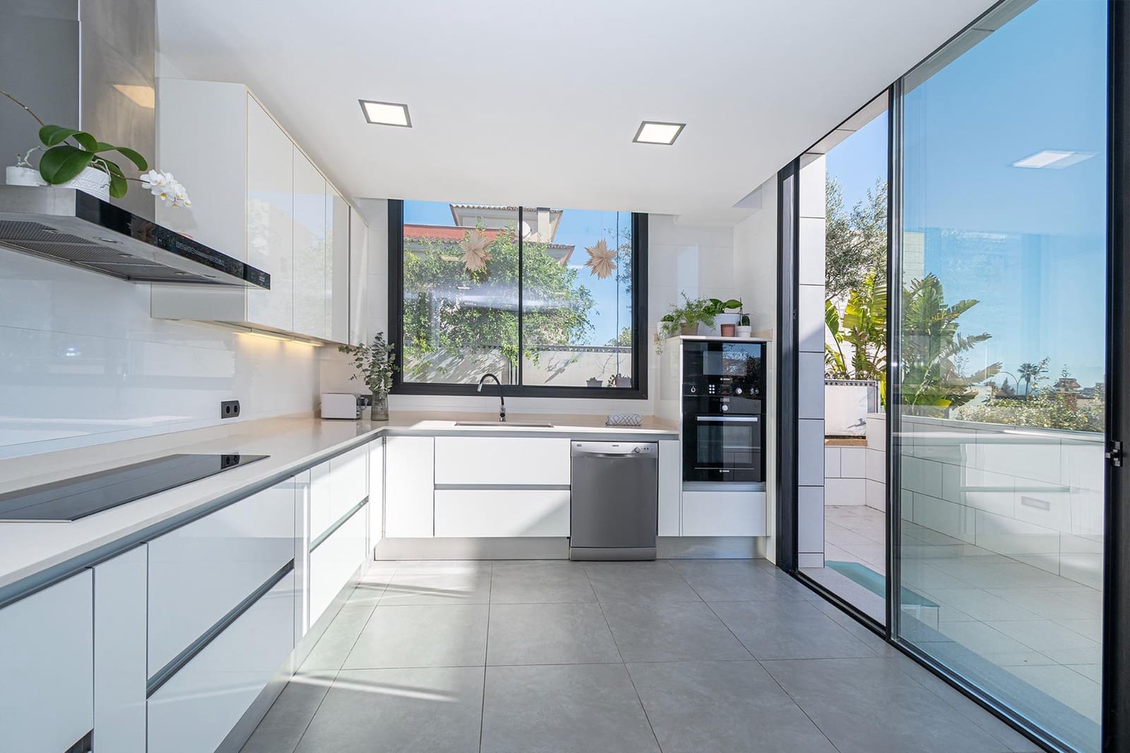 4 Zimmer Villa zu verkaufen in Palma de Mallorca mit Pool Garage - 1.875.000 € (Ref: 9773239)