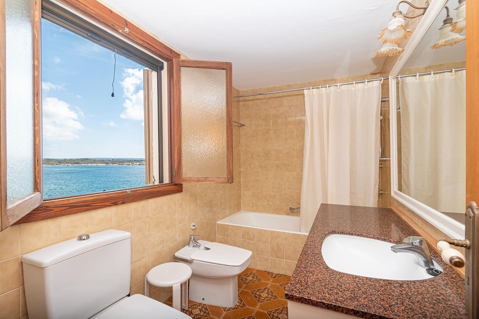 3 sypialnia Mieszkanie na sprzedaż w Ses Salines z garażem - 1 805 000 € (Ref: 9873678)