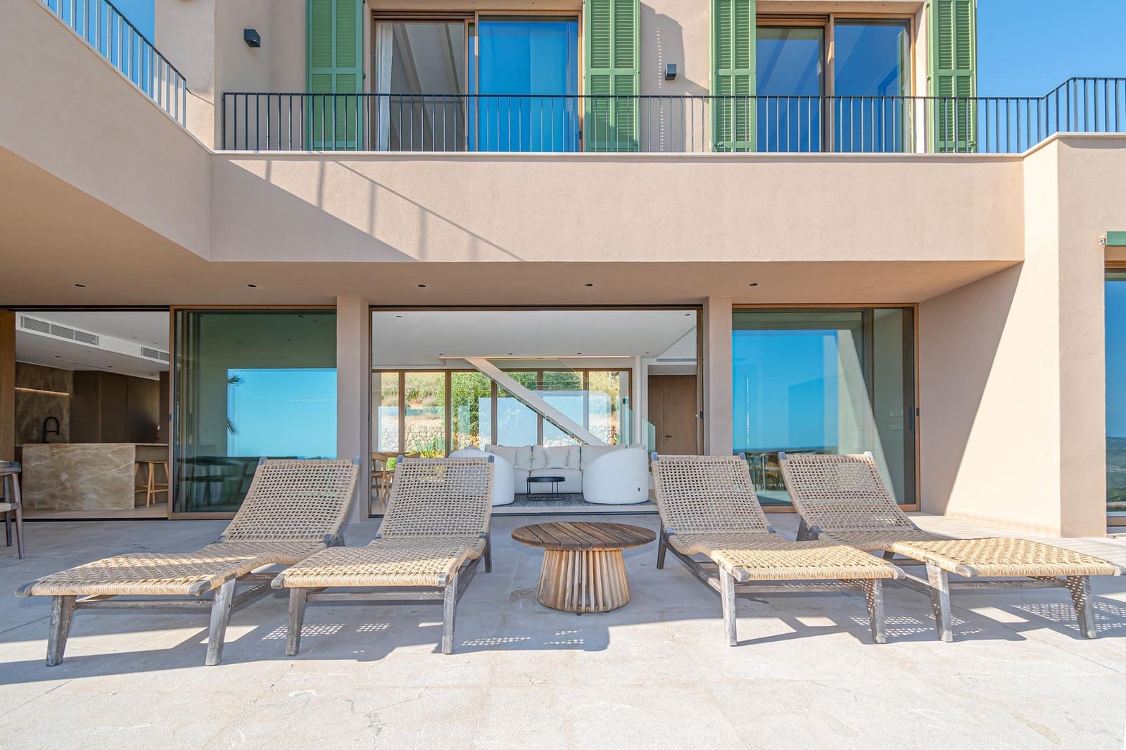 4 bedroom Villa for sale in Puntiro with pool - € 4,500,000 (Ref: 9898963)