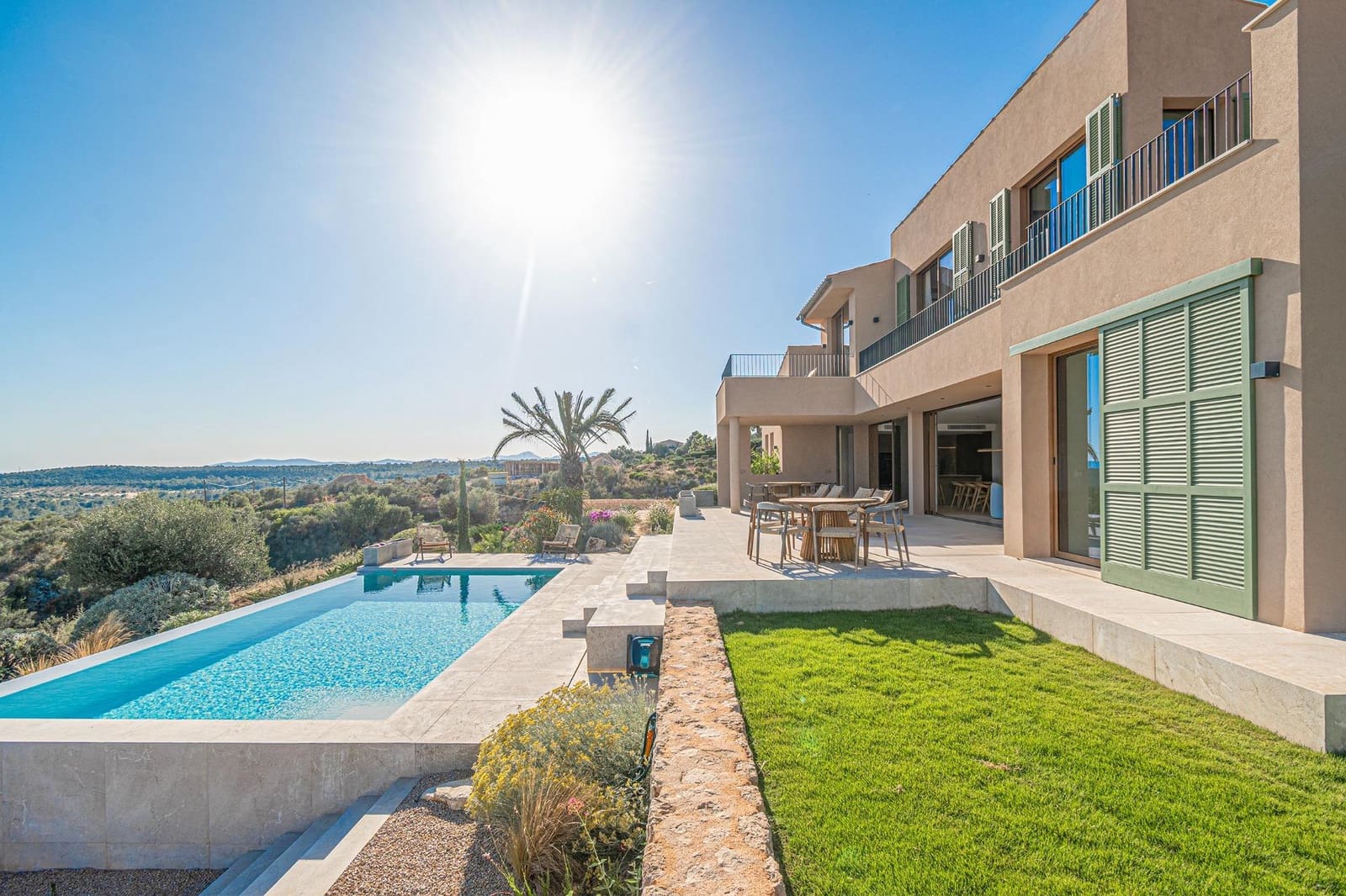 4 bedroom Villa for sale in Puntiro with pool - € 4,500,000 (Ref: 9898963)