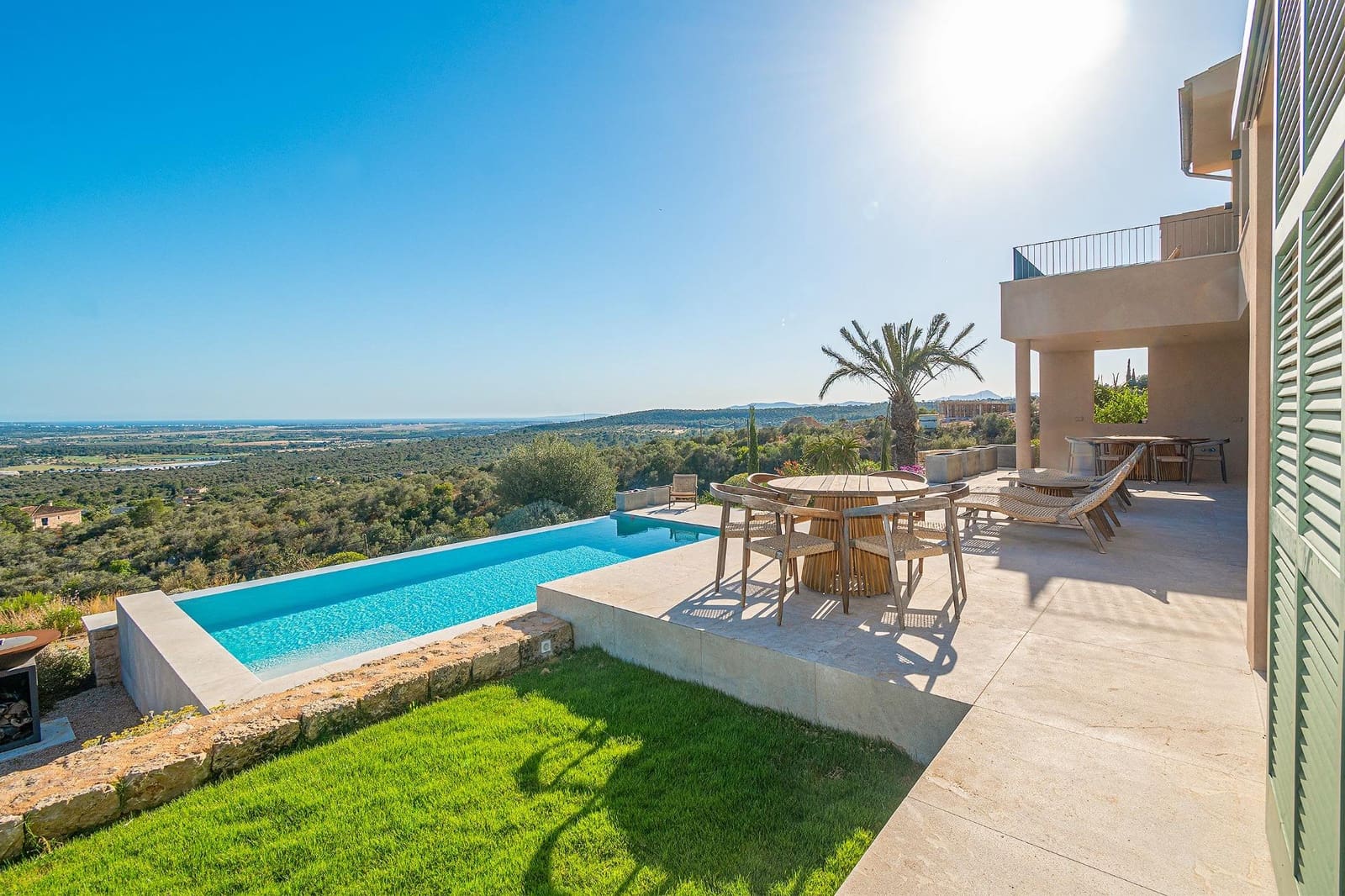 4 bedroom Villa for sale in Puntiro with pool - € 4,500,000 (Ref: 9898963)