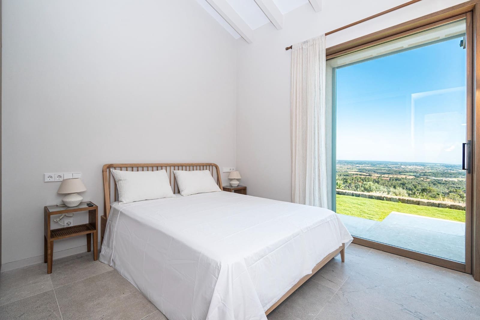 4 bedroom Villa for sale in Puntiro with pool - € 4,500,000 (Ref: 9898963)