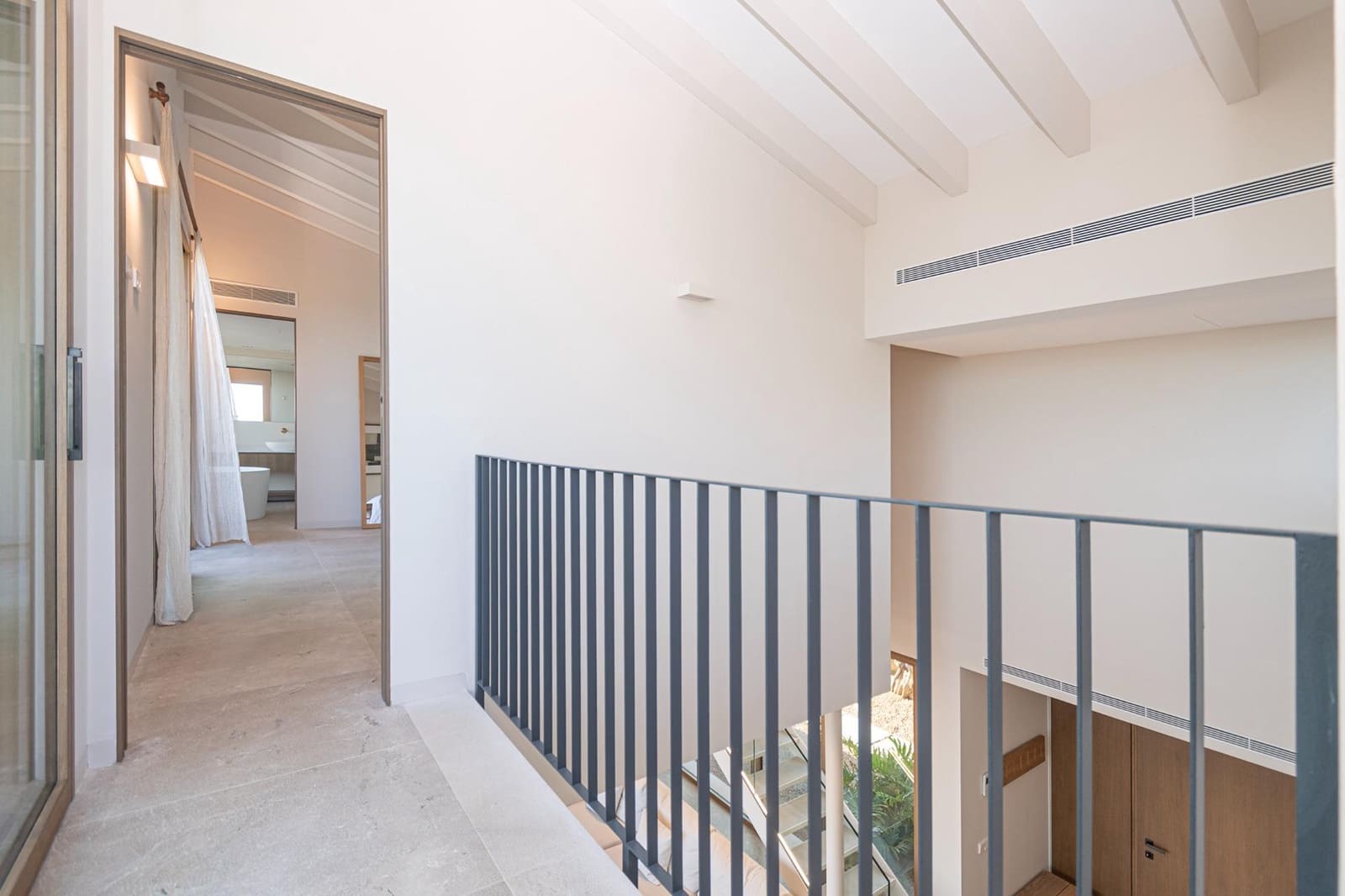 4 bedroom Villa for sale in Puntiro with pool - € 4,500,000 (Ref: 9898963)