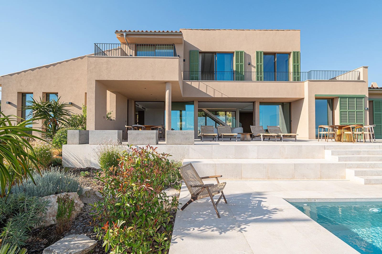 4 bedroom Villa for sale in Puntiro with pool - € 4,500,000 (Ref: 9898963)